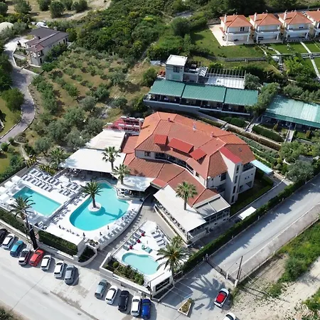 Anna Maria Paradise Pefkochori