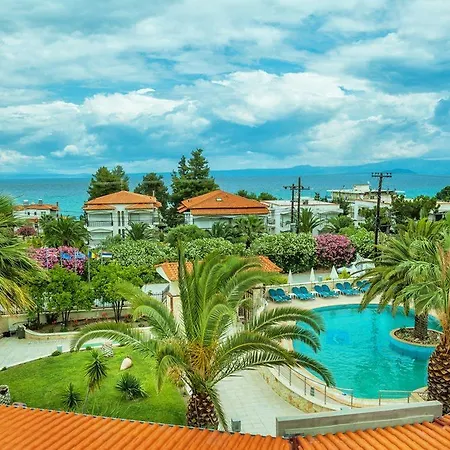 Anna Maria Paradise Pefkochori