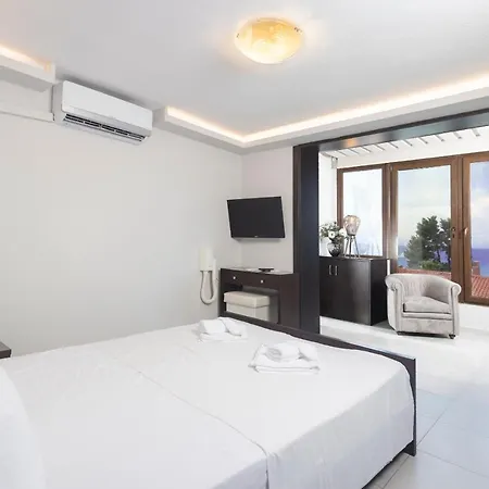 Ξενοδοχείο με διαμερίσματα Anna Maria Paradise Πευκοχώρι