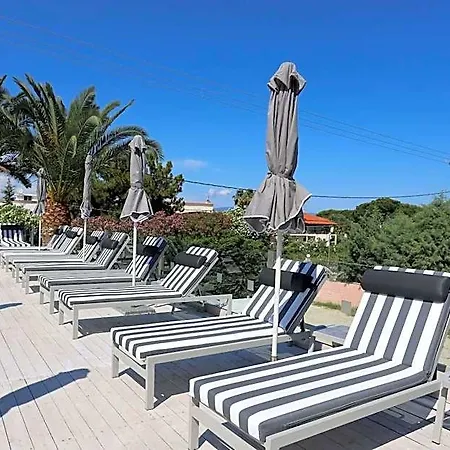 Anna Maria Paradise 公寓式酒店 4*