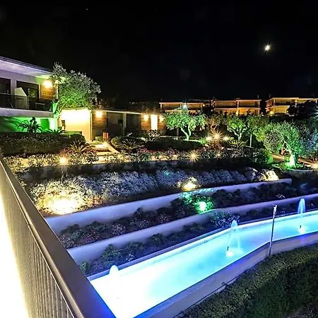 Anna Maria Paradise Apartmanhotel Pefkohóri