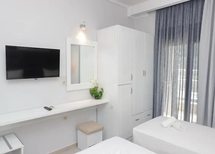 Anna Maria Paradise Apartahotel 4*