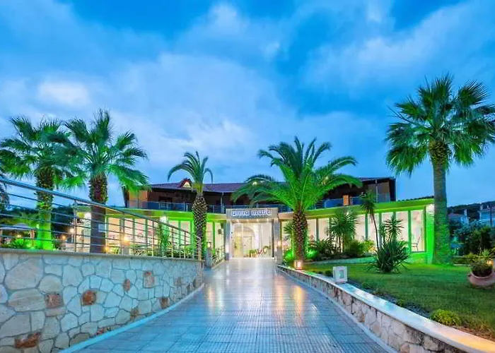 Apartahotel Anna Maria Paradise 4*