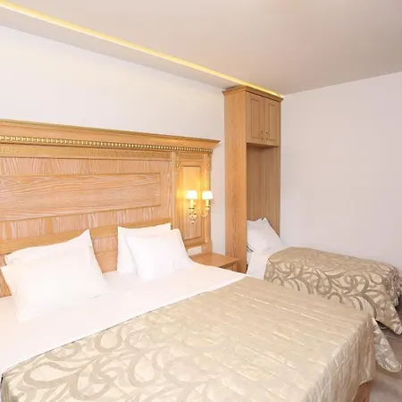 Apartmanhotel Anna Maria Paradise Pefkohóri