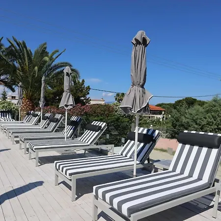Anna Maria Paradise מלון דירות