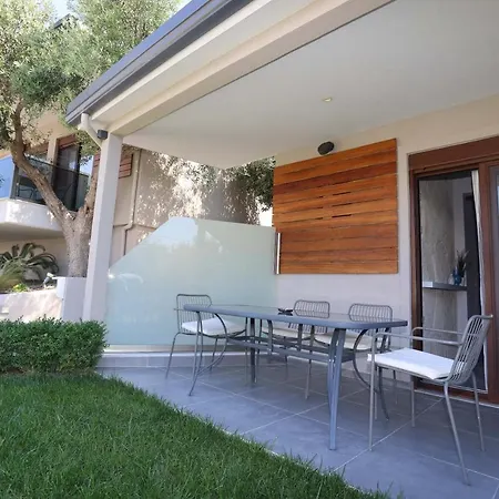 Apartmanhotel Anna Maria Paradise Pefkohóri