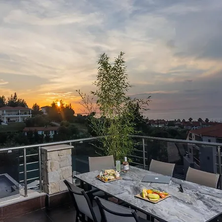 Anna Maria Paradise Apartmanhotel 4*