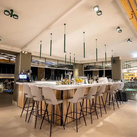 Apartmanhotel Anna Maria Paradise Pefkohóri