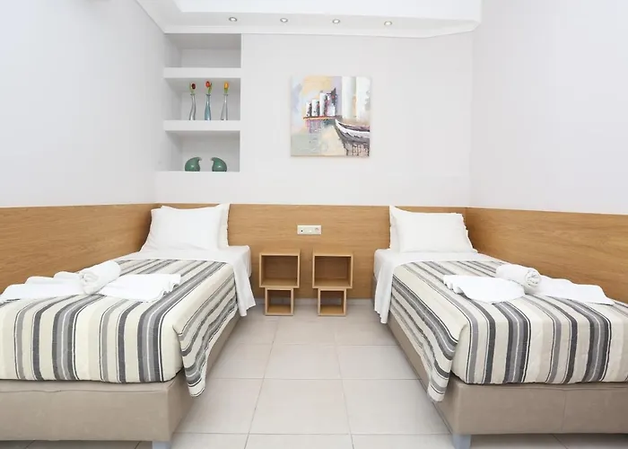 Anna Maria Paradise Aparthotel 4*