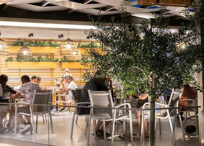 Anna Maria Paradise 4*